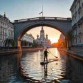 Фото по теме: Где покататься на сапборде в Санкт-Петербурге маршрут по рекам и каналам с гидом