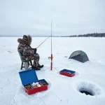 Фото по теме: Особенности зимней рыбалки на льду Ладожского озера какие снасти брать